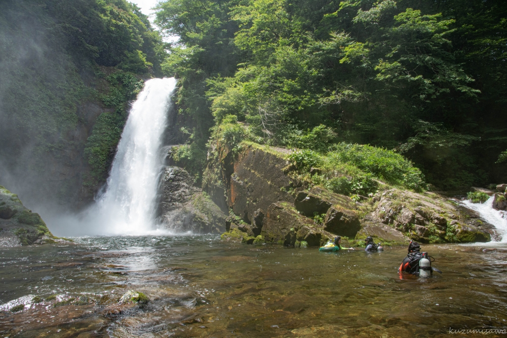 秋保大滝 滝壺ダイブ Into The Waterfall 葛見さわの滝壺紀行