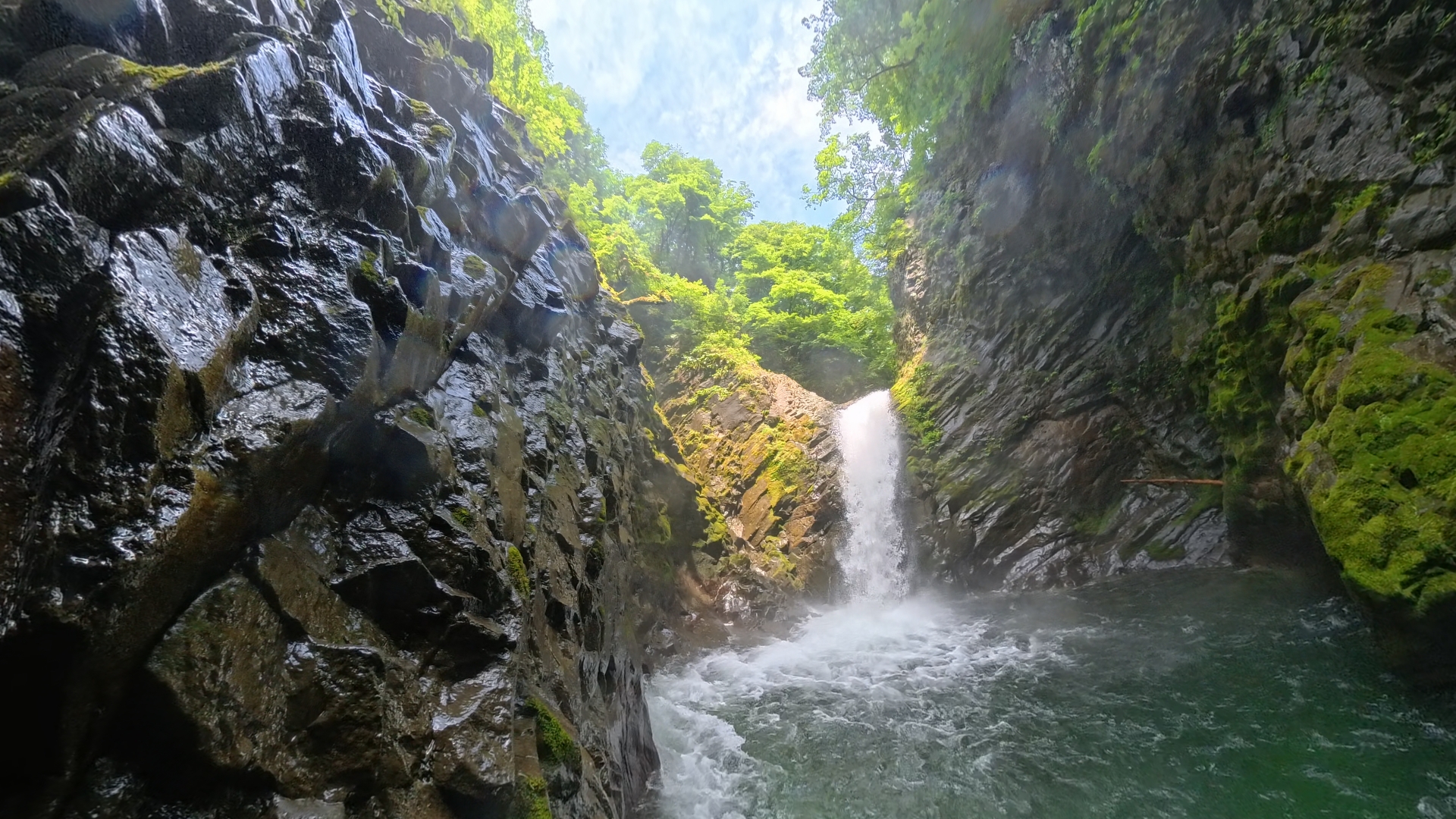 鳳鳴四十八滝 ~宮城県・秋保~